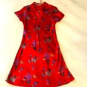 Adorable short silk Chinese pattern dress size small